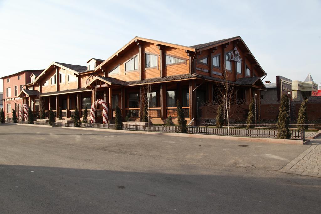 Guest House Chalet Taraz Εξωτερικό φωτογραφία